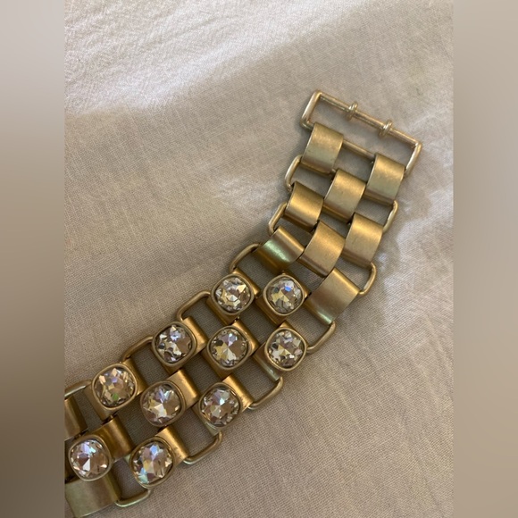 Antiqued Gold Tone Book Chain Design Bracelet w/ Bezel Set Clear Stones‎ - Picture 7 of 10